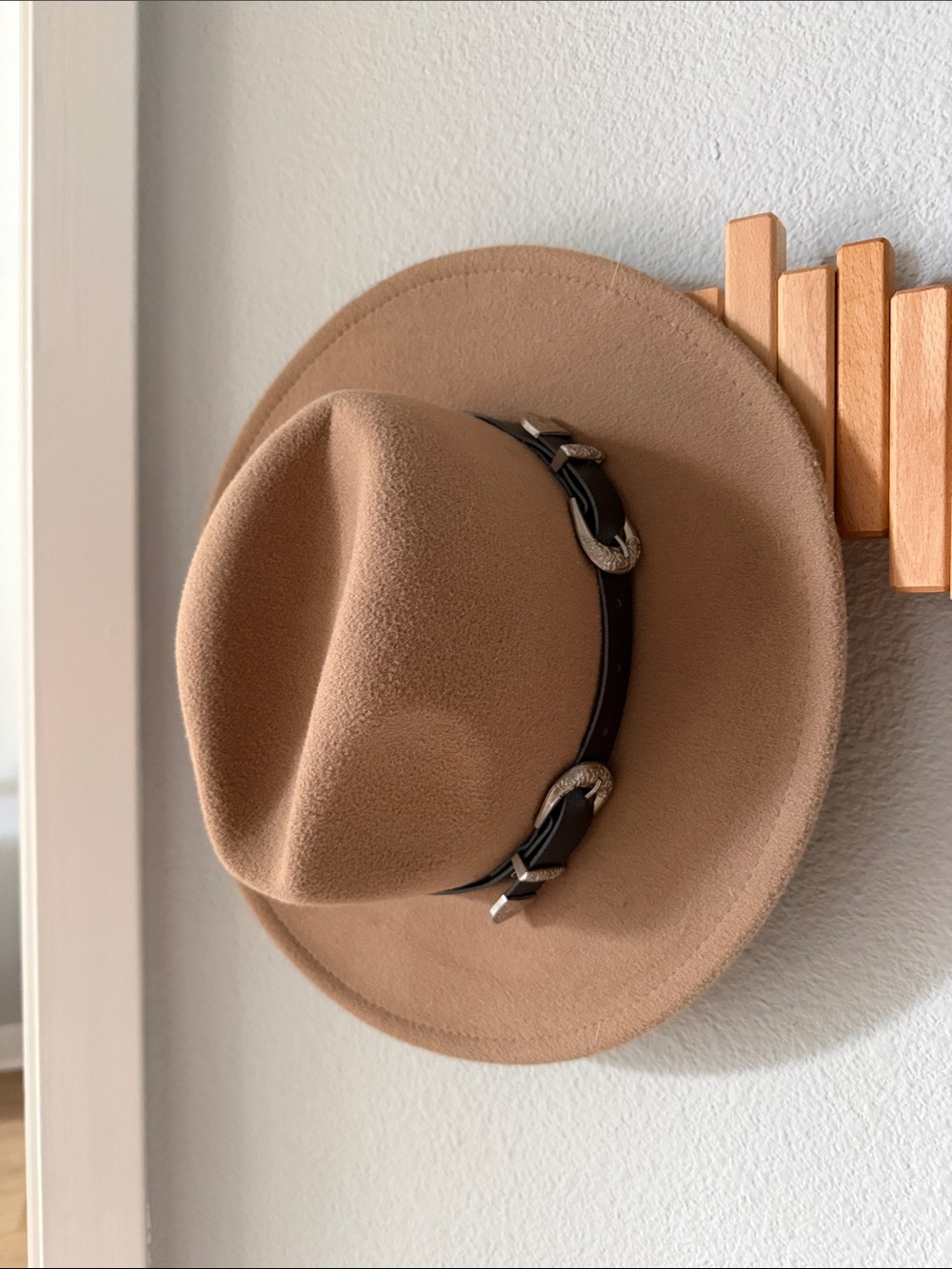 Tan Wide Brim Felt Fedora Hat with Dark Brown Band and Silver Buckles
